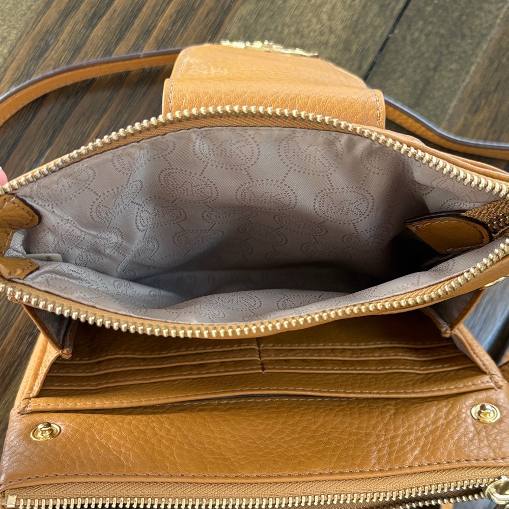 Michael Kors Tan Crossbody Bag - Picture 8 of 9